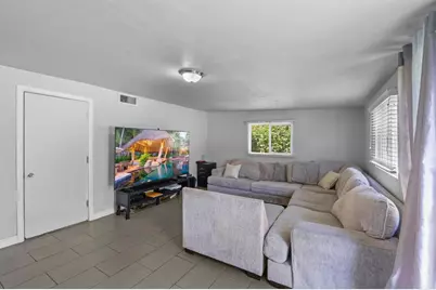 8828 Hillslope Avenue, Spring Valley, CA 91977 - Photo 13