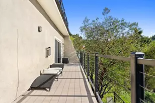 3866 Alta Mesa Dr, Studio City, CA 91604 - Photo 43