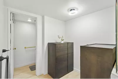230 W Laurel Street #506, San Diego, CA 92101 - Photo 15