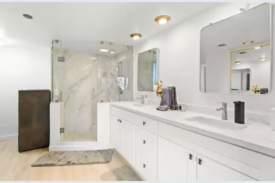 230 W Laurel Street #506, San Diego, CA 92101 - Photo 13