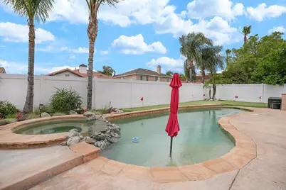 32151 Beaulieu Rd, Winchester, CA 92596 - Photo 11