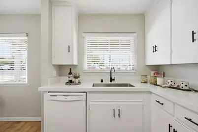 7580 Saranac Avenue, La Mesa, CA 91942 - Photo 9