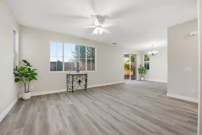 247 Melinda Way, Oceanside, CA 92057 - Photo 3