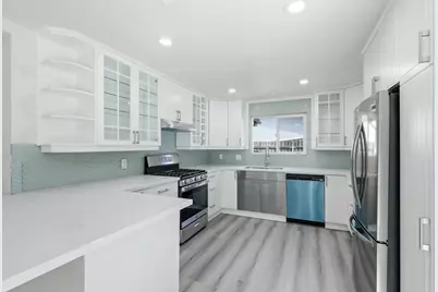 13641 Carriage Rd, Poway, CA 92064 - Photo 11