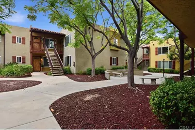 1000 Estes St #5, El Cajon, CA 92020 - Photo 3
