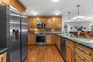1650 Queenston Dr, Escondido, CA 92027 - Photo 5