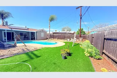 1605 N Mollison Avenue, El Cajon, CA 92021 - Photo 3