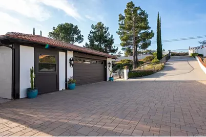 2763 W Victoria Dr, Alpine, CA 91901 - Photo 3