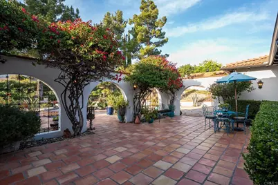 2763 W Victoria Dr, Alpine, CA 91901 - Photo 9