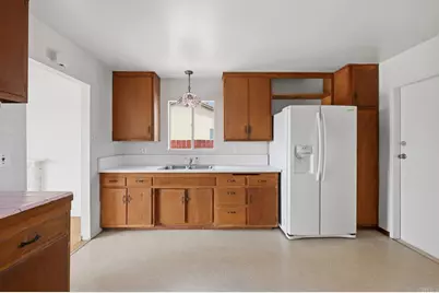 2642 Calle Quebrada, San Diego, CA 92139 - Photo 9