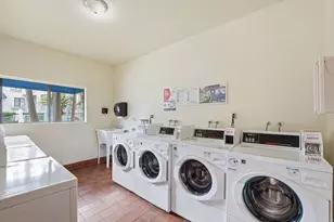 8310 Regents Rd, San Diego, CA 92122 - Photo 15