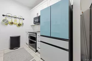 8310 Regents Rd, San Diego, CA 92122 - Photo 7