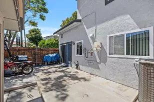 10627 Aristocrat Ct, Santee, CA 92071 - Photo 21