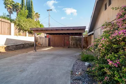 1078 Robertson Drive, Escondido, CA 92025 - Photo 5