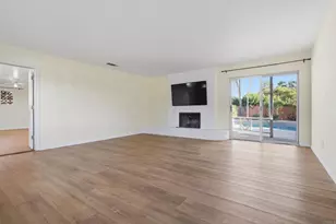 1078 Robertson Dr, Escondido, CA 92025 - Photo 13