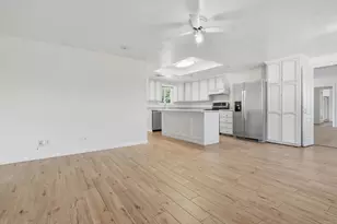 1078 Robertson Dr, Escondido, CA 92025 - Photo 15