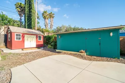 1078 Robertson Drive, Escondido, CA 92025 - Photo 9