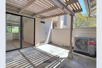 10473 Crosscreek Terrace, San Diego, CA 92131 - Photo 11