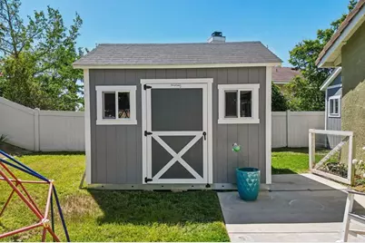 1602 Tonia Court, Riverside, CA 92506 - Photo 33