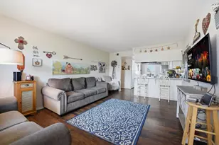 569 E St, Chula Vista, CA 91910 - Photo 3