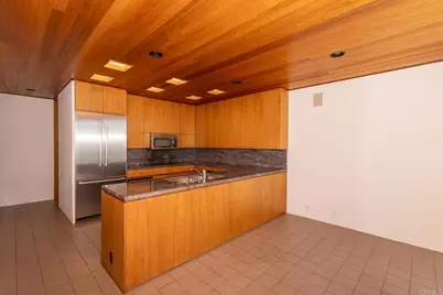 711 Armada, San Diego, CA 92106 - Photo 17