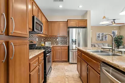 1824 Wolf Canyon Loop, Chula Vista, CA 91913 - Photo 17