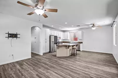 8772 Glen Vista Way, Santee, CA 92071 - Photo 7