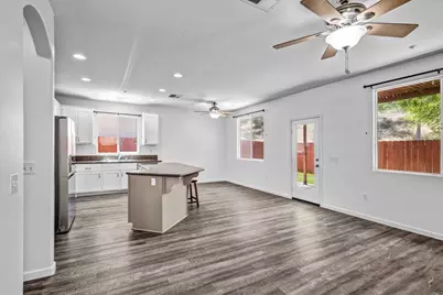 8772 Glen Vista Way, Santee, CA 92071 - Photo 7
