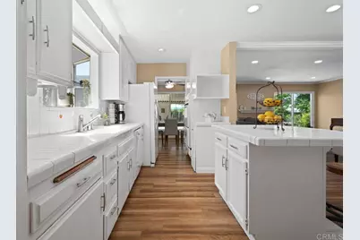 6989 Tuckaway St, San Diego, CA 92119 - Photo 7