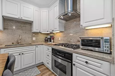 550 Park Boulevard #2401, San Diego, CA 92101 - Photo 7