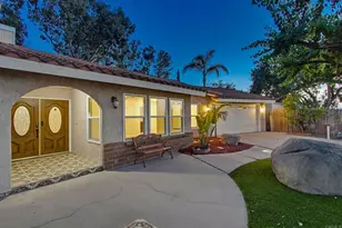 925 E Chase Ave, El Cajon, CA 92020 - Photo 3