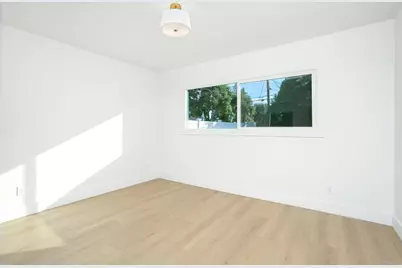 18438 Los Alimos St, Northridge, CA 91326 - Photo 21