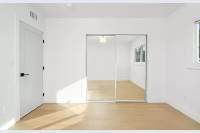 18438 Los Alimos St, Northridge, CA 91326 - Photo 19