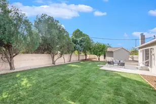 18438 Los Alimos St, Northridge, CA 91326 - Photo 3