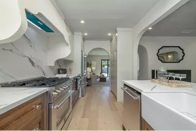 7807 Agnew Ave, Los Angeles, CA 90045 - Photo 7