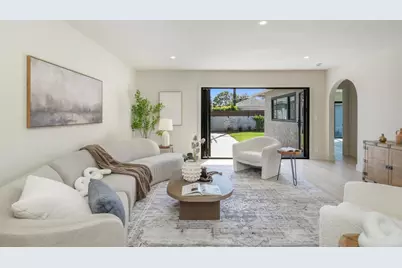 7807 Agnew Ave, Los Angeles, CA 90045 - Photo 9