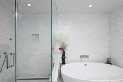 888 W E Street #3902, San Diego, CA 92101 - Photo 21