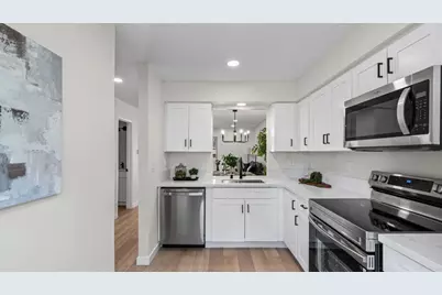 134 Espanas, Escondido, CA 92026 - Photo 5