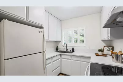 4180 Cleveland Ave #14, San Diego, CA 92103 - Photo 9