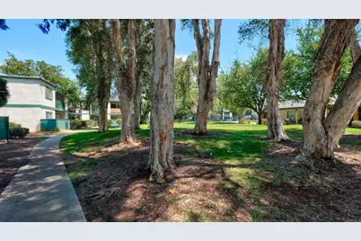 1811 E Grand Avenue #100, Escondido, CA 92027 - Photo 21