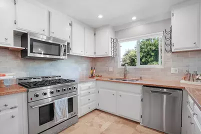 10336 Don Pico Ct, Spring Valley, CA 91978 - Photo 13