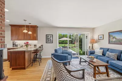 118 N Ashford Place, Fullerton, CA 92831 - Photo 3