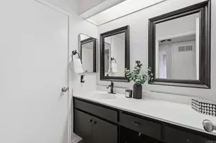 9209 Village Glen Dr, San Diego, CA 92123 - Photo 15