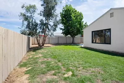 10355 Lairwood Drive, Santee, CA 92071 - Photo 27