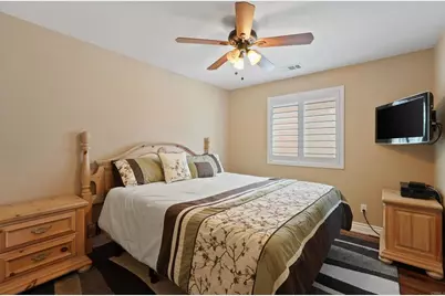11285 Figtree Terrace Road, Corona, CA 92883 - Photo 21