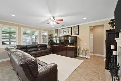 11285 Figtree Terrace Road, Corona, CA 92883 - Photo 13