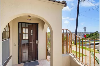 1611 Adams Avenue, San Diego, CA 92116 - Photo 5