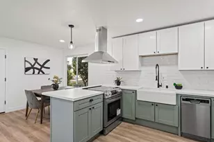 7833 Camino Huerta, San Diego, CA 92122 - Photo 5