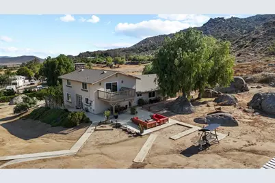 23621 California Avenue, Hemet, CA 92545 - Photo 17