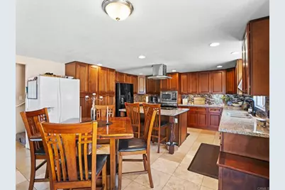 23621 California Avenue, Hemet, CA 92545 - Photo 33